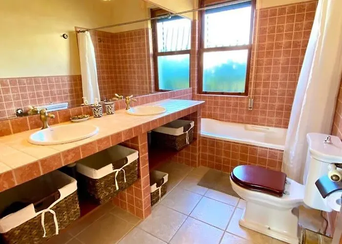 Chalet The Cliffs - The Area Nightfall *