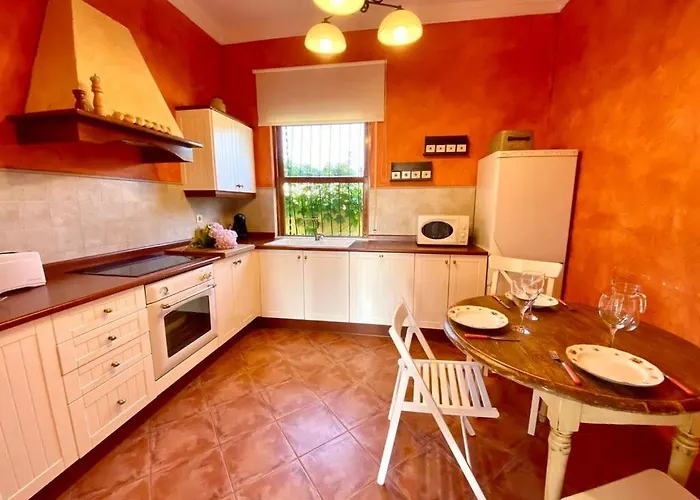 The Cliffs - The Area Nightfall Chalet Viveiro