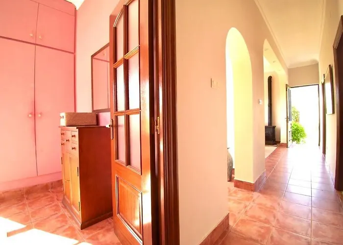 The Cliffs - The Area Nightfall Chalet