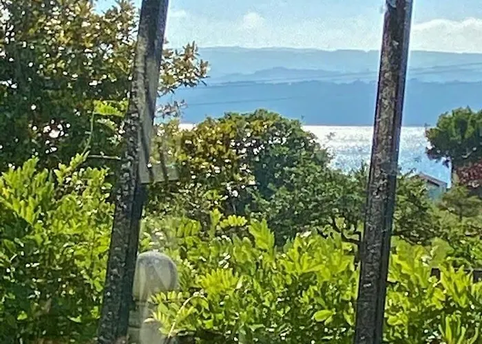 The Cliffs - The Area Nightfall * Viveiro